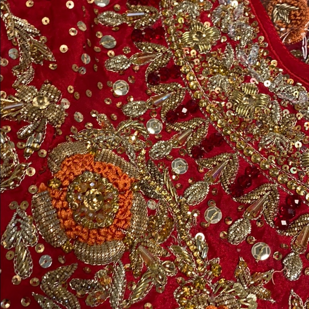 Shaadi Pakistani wedding Red dress - Picture 4 of 9